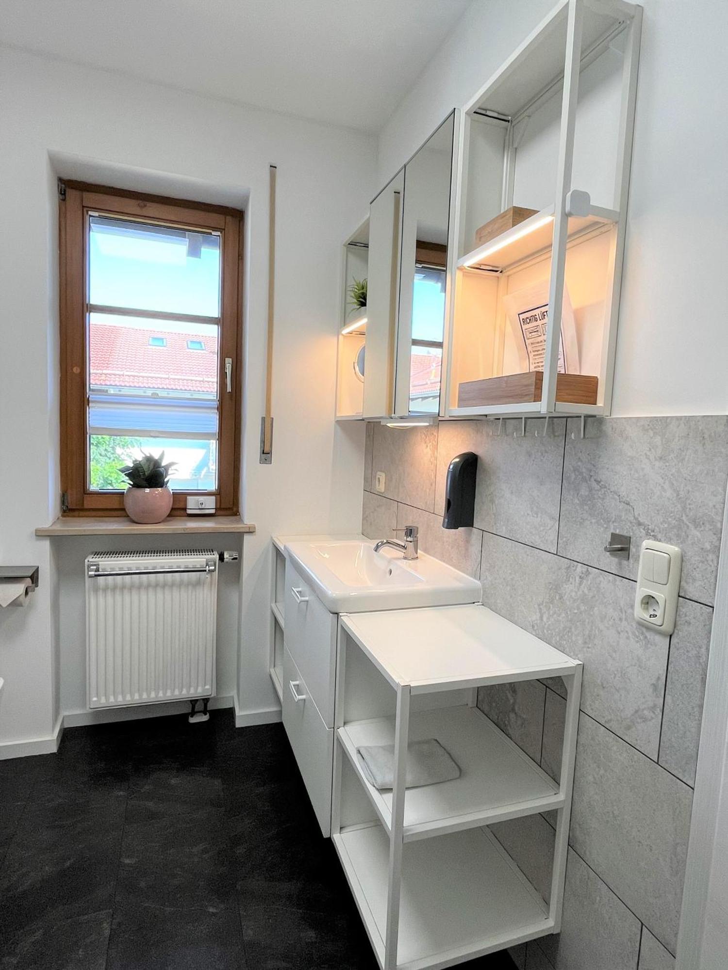 Apartment Wohlfuehlplatzl - Urgemuetlich & Ruhig Vogtareuth 외부 사진